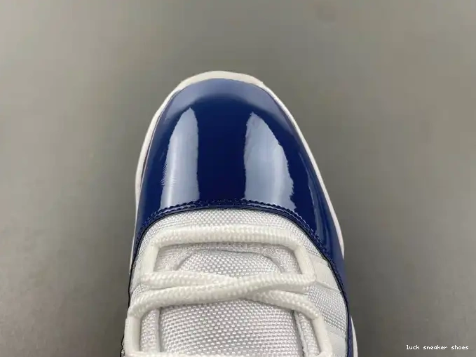 Reps LUCY 11 Jordan Low (2024) Navy Retro Midnight FV5104-104 0608